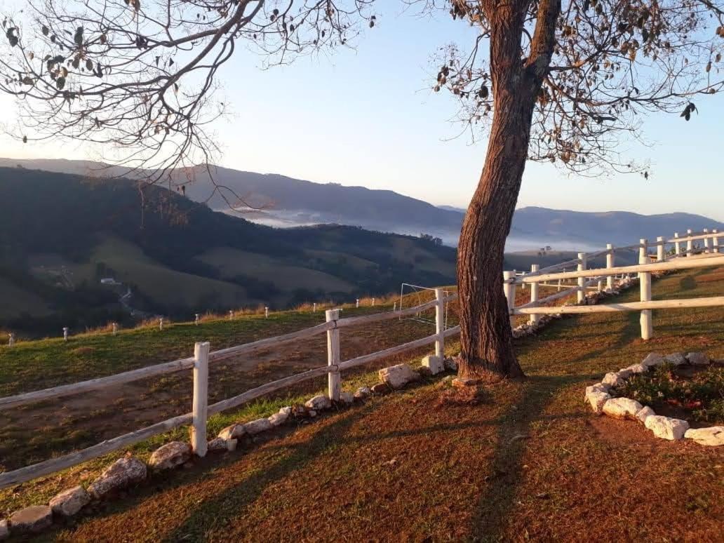 Pousada Mirante De Minas 이타페바 외부 사진
